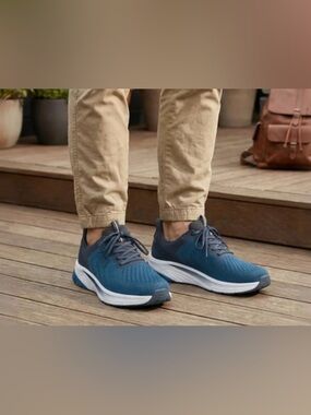 Men's Blue Knit Running Sneakers